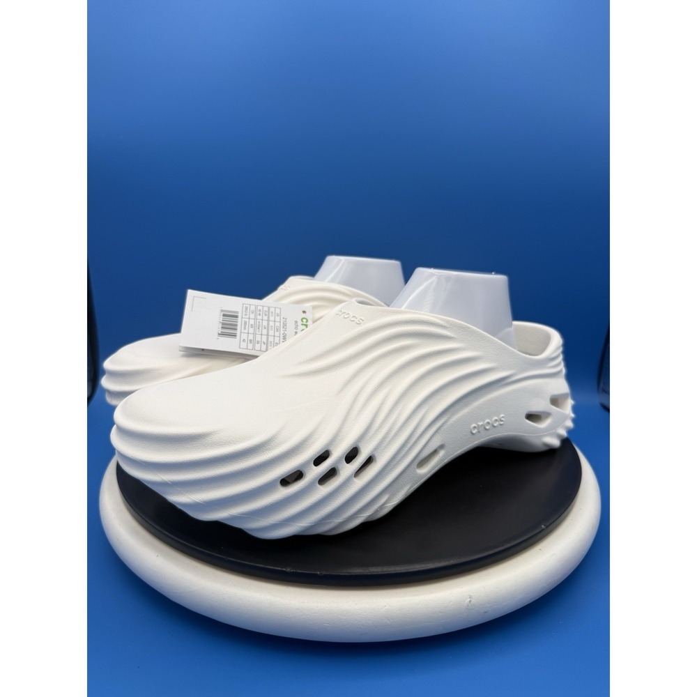 Crocs Echo Wave Mens Size 9 Chalk White Slip On Clog Sandals Shoes Beach Fishing